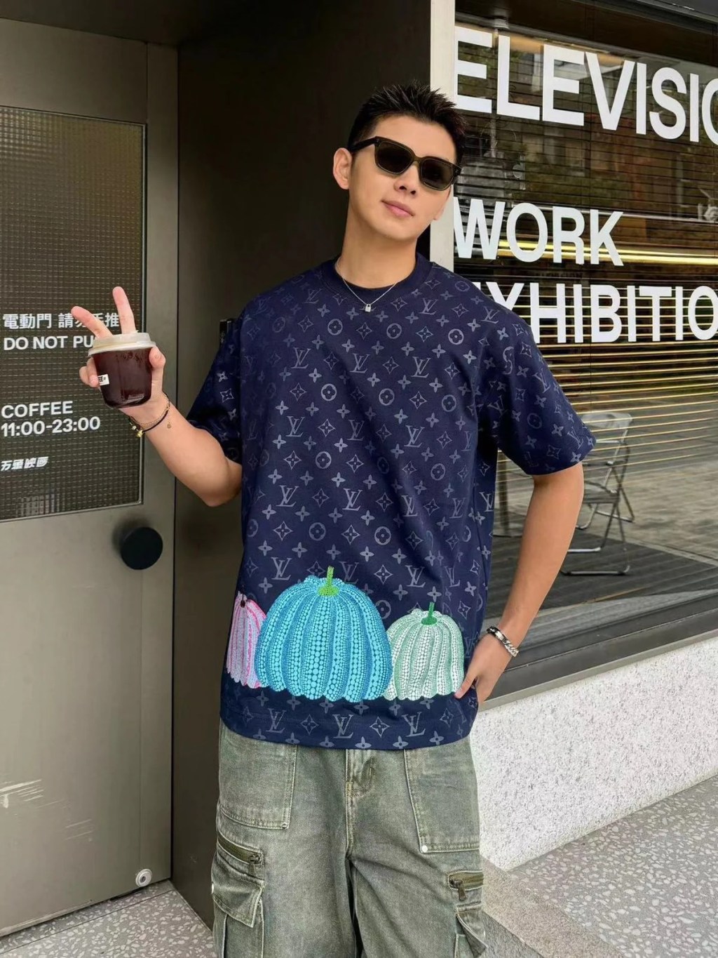 The History of Fashion: From Ancient Drapes to Men’s Luxury&nbsp;T-Shirts